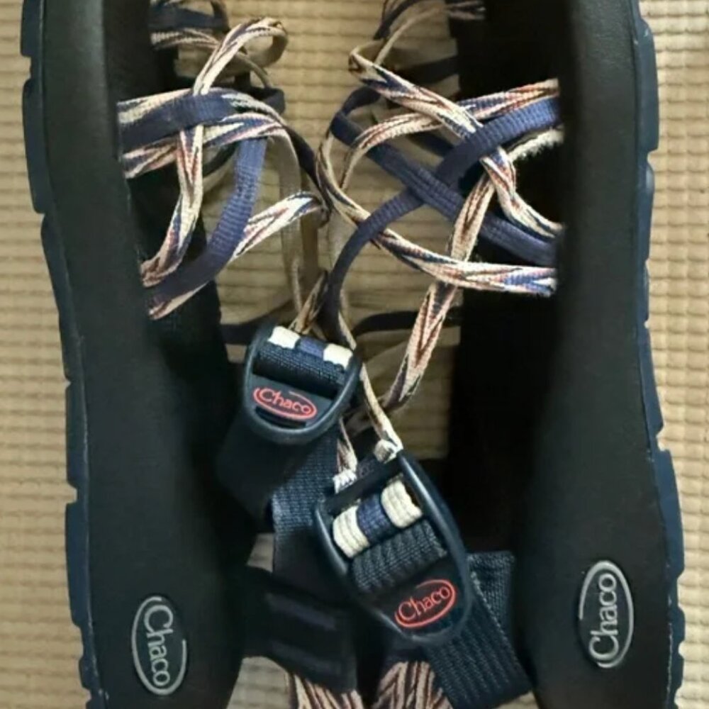 Womens Chacos Zx/3 Classic Incan Red White Blue Strappy Sandals